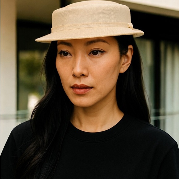 Accessories - Vintage cream colored hat
